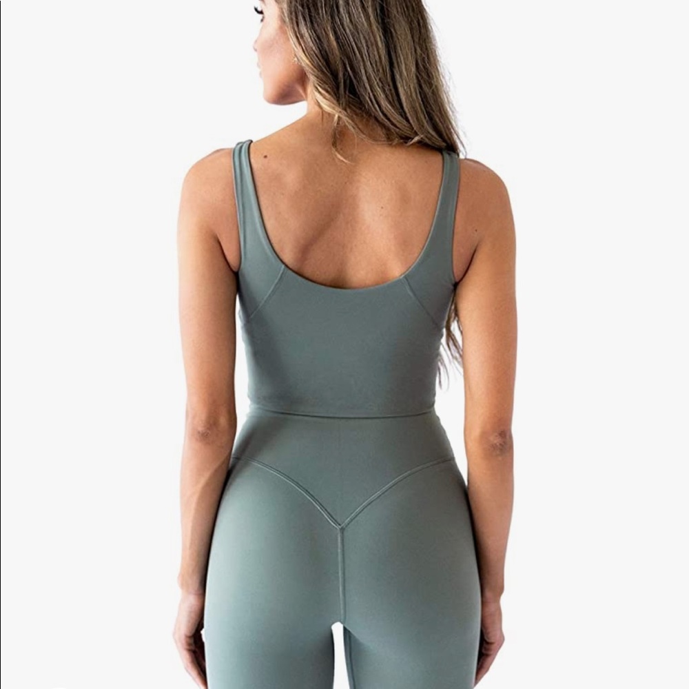 Kamo Fitness | Ellyn Tank & Leggings | S